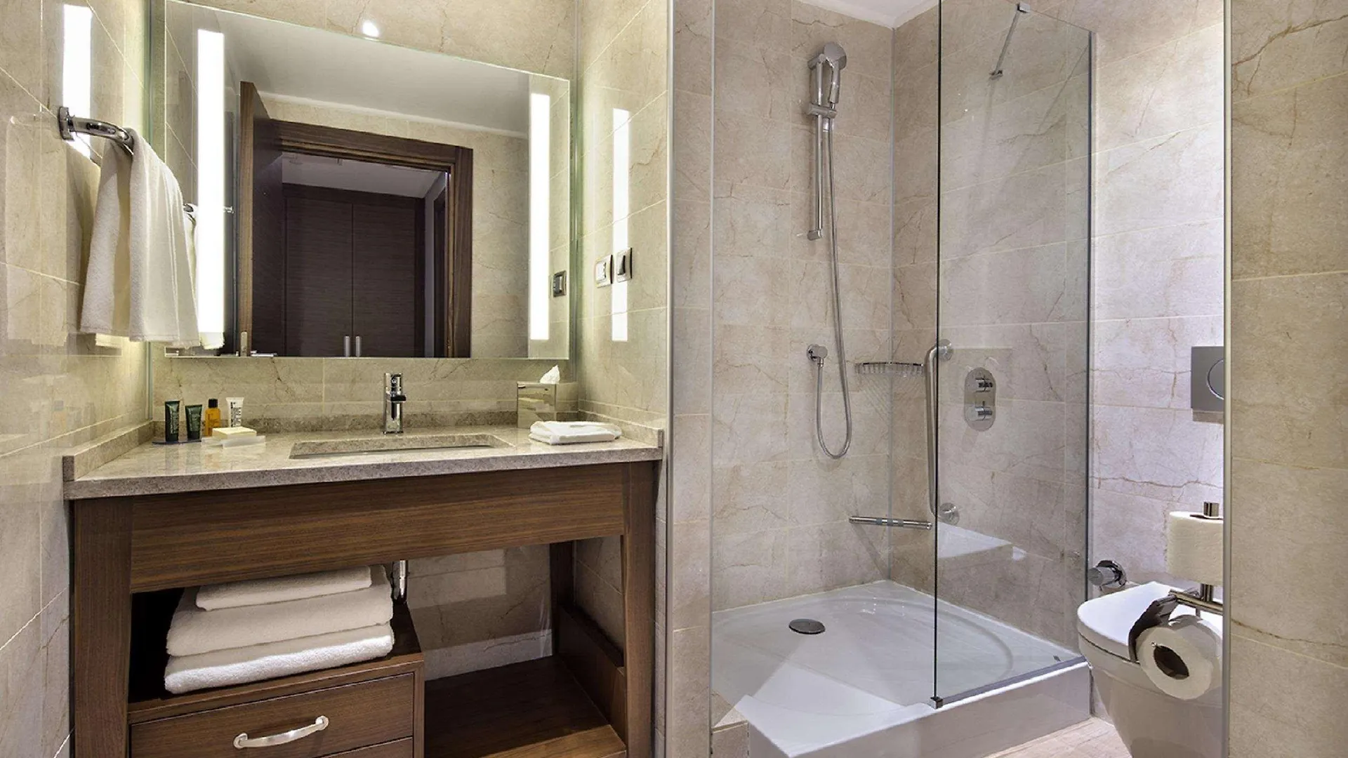 Hilton Garden Inn Izmir Bayrakli