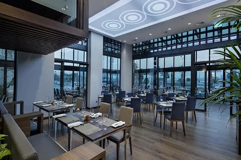 Hilton Garden Inn Izmir Bayrakli
