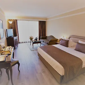 Hotel Karaca ****
