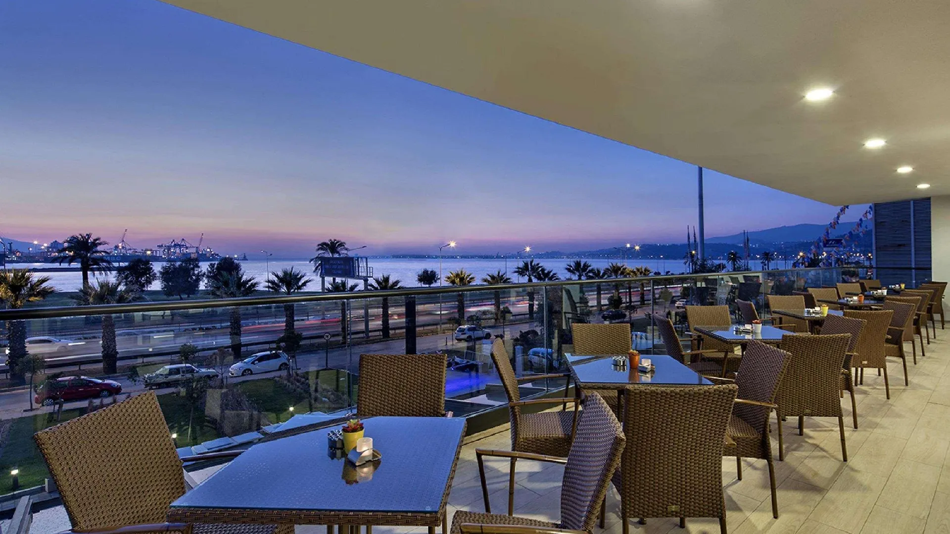 Hilton Garden Inn Izmir Bayrakli 4*,  Turkey