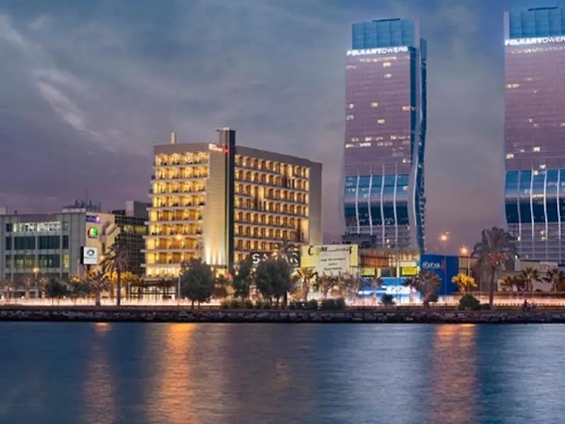 Hilton Garden Inn Izmir Bayrakli 4*,
