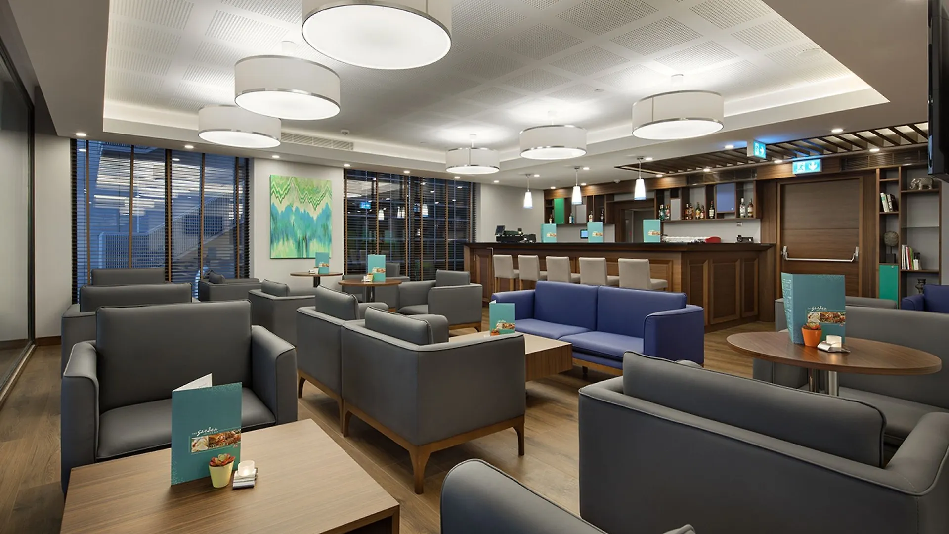 Hilton Garden Inn Izmir Bayrakli 4*,